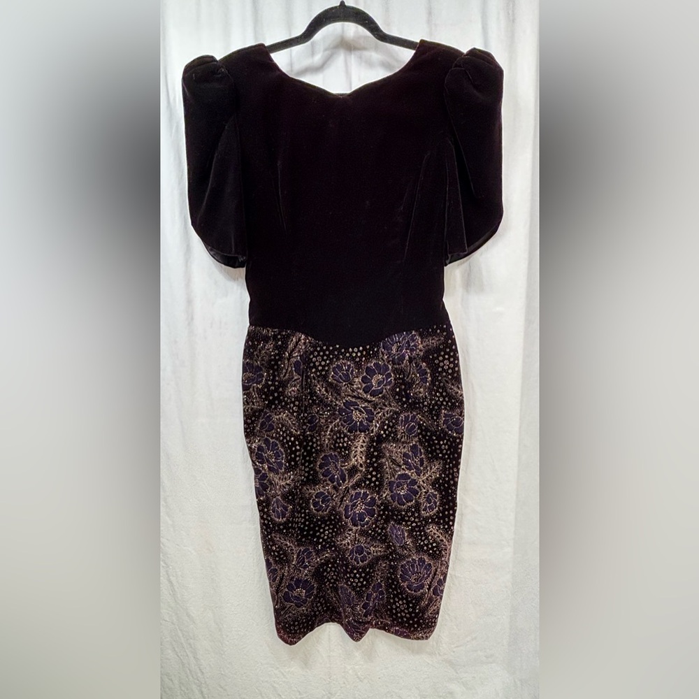 Scott McClintock Dress Size 10 Velvet Floral Sparkle Prom Party Black Purple